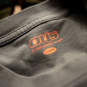 Otis 25 Year Tee - Stone